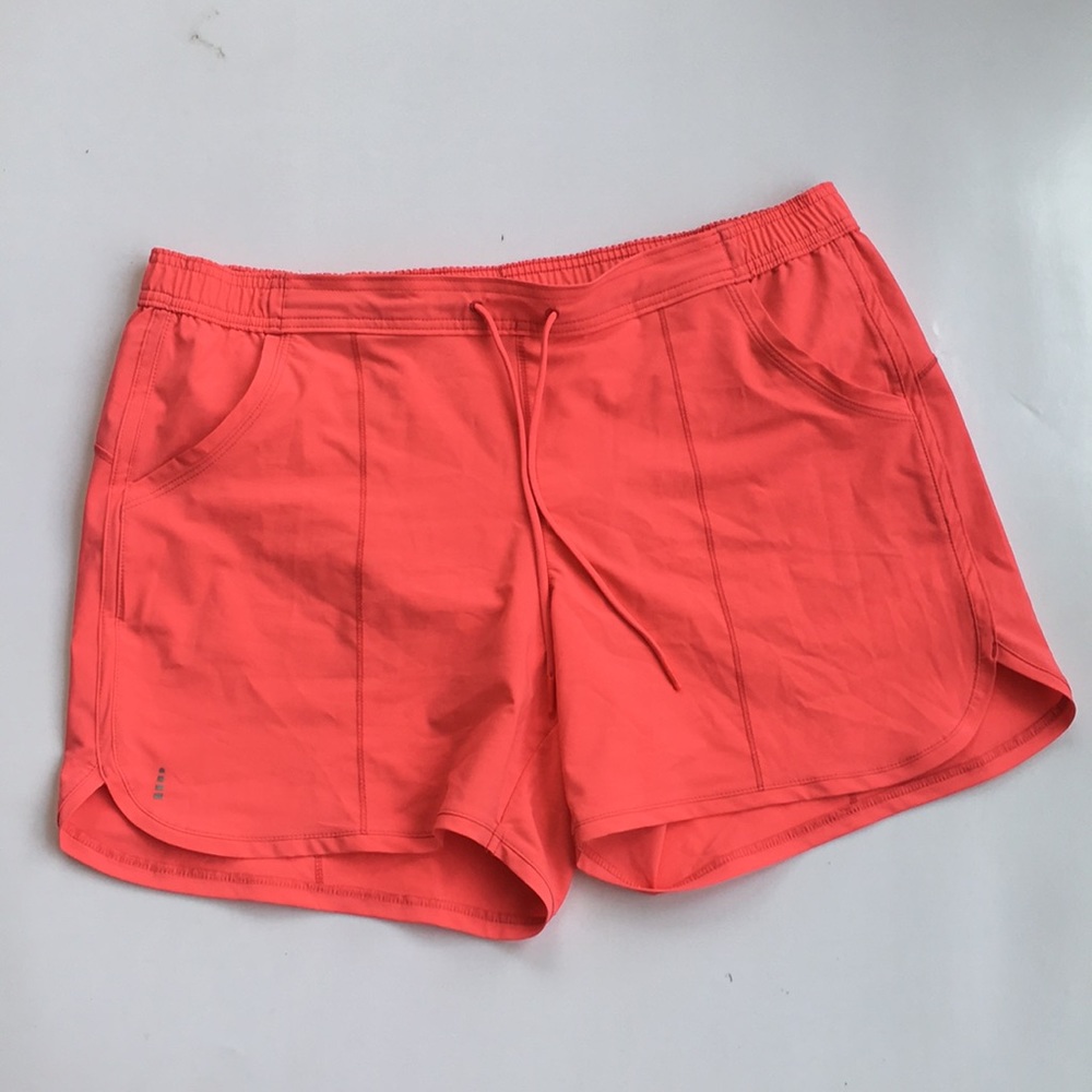 Neon Land’s End sport Shorts EUC
